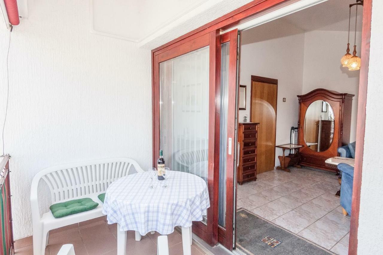 Ferienwohnungen Velijoze โปเรช ภายนอก รูปภาพ